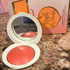 Too Faced Peach My Cheeks Blush - Coral Delight